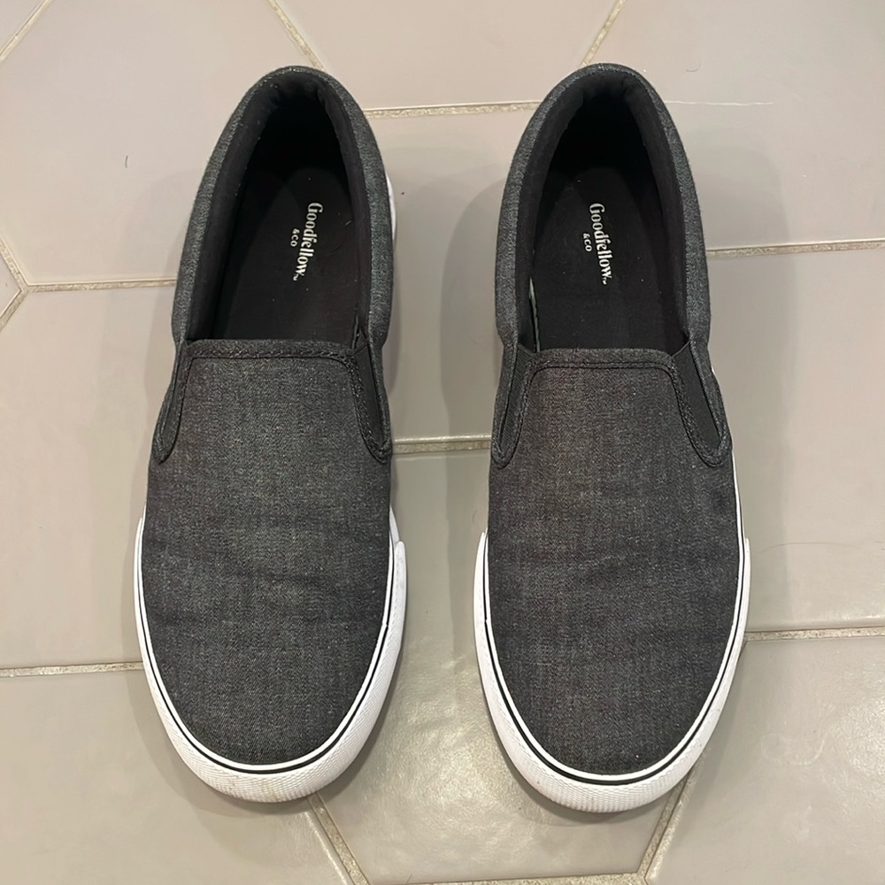 Men’s dark gray slip ons size 10.5
